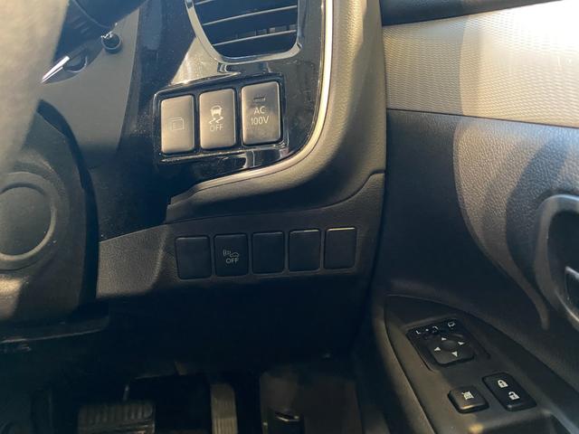 アウトランダーPHEV G 社外ナビ・TV バックカメラ スマートキー シートヒーター(23枚目)