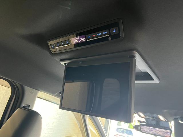 ヴォクシー ハイブリッドS-Z 純正ナビ Bカメラ フルセグ モデリスタフルエアロ 両側パワースライド パワーバックドア 14型有機後席モニター トヨタチームメイト 7人乗り 三眼LED ドラサポA PBM パーキングサポート(16枚目)