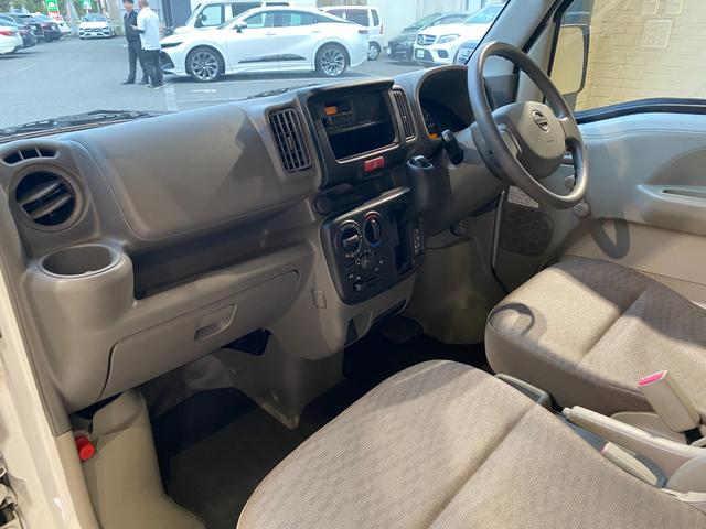 専用コンピューターにて全車診断を実施し、不具合箇所は修理をしてご納車をさせていただきます。