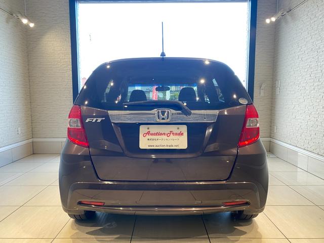 フィット X クルーズコントロール シートヒーター スマートキー バックカメラ(9枚目)