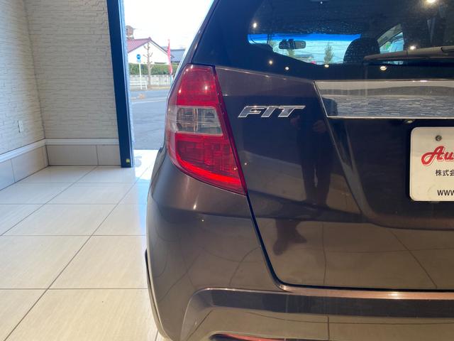 フィット X クルーズコントロール シートヒーター スマートキー バックカメラ(11枚目)
