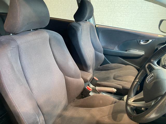 フィット X クルーズコントロール シートヒーター スマートキー バックカメラ(27枚目)