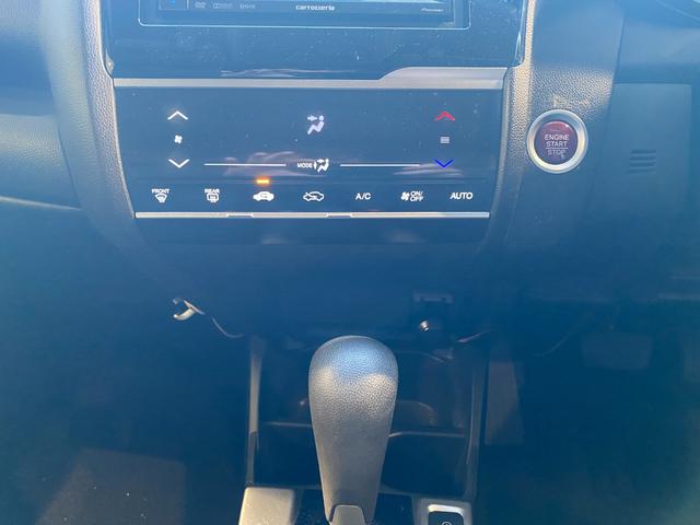 フィット １３Ｇ・Ｌパッケージ　バックカメラ　スマートキー　ＥＴＣ　ＬＥＤヘッドライト（18枚目）