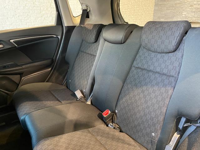 フィット １３Ｇ・Ｌパッケージ　バックカメラ　スマートキー　ＥＴＣ　ＬＥＤヘッドライト（26枚目）