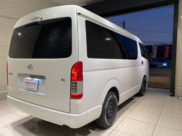 ハイエースワゴン GL 10人乗り アルパインフローティングナビ・TV フリップダウンモニター 360度カメラ パワースライドドア クリアランスソナー(8枚目)