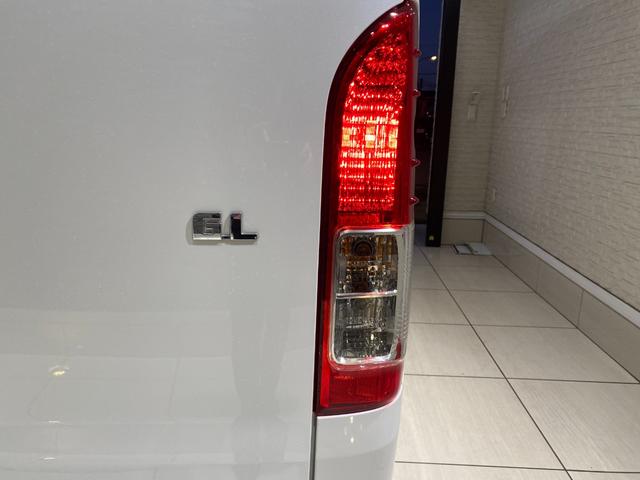 ハイエースワゴン GL 10人乗り アルパインフローティングナビ・TV フリップダウンモニター 360度カメラ パワースライドドア クリアランスソナー(11枚目)