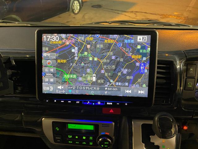 ハイエースワゴン GL 10人乗り アルパインフローティングナビ・TV フリップダウンモニター 360度カメラ パワースライドドア クリアランスソナー(17枚目)