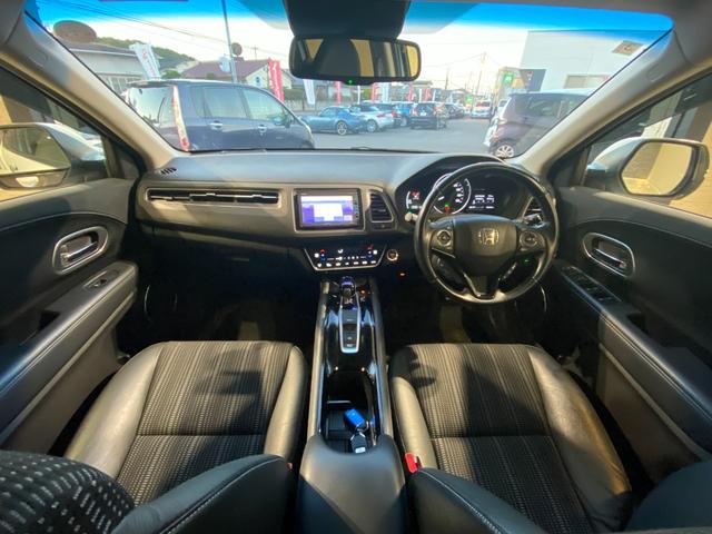 ヴェゼル ハイブリッドZ レーダークルーズコントロール シートヒーター ハーフレザーシート バックカメラ(13枚目)