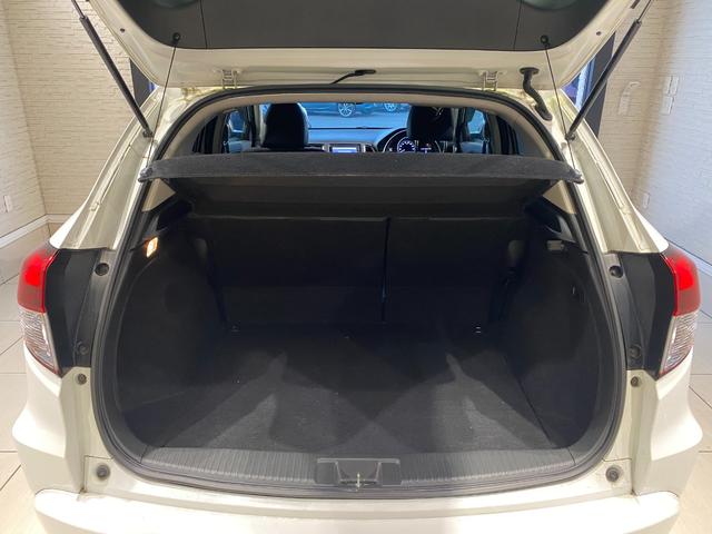 ヴェゼル ハイブリッドZ レーダークルーズコントロール シートヒーター ハーフレザーシート バックカメラ(29枚目)