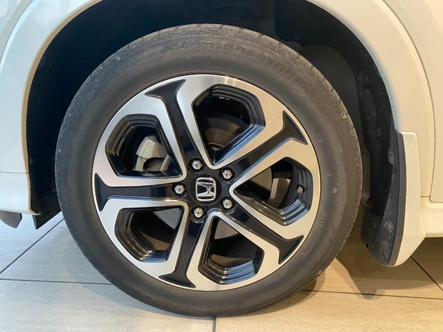 ヴェゼル ハイブリッドZ レーダークルーズコントロール シートヒーター ハーフレザーシート バックカメラ(31枚目)