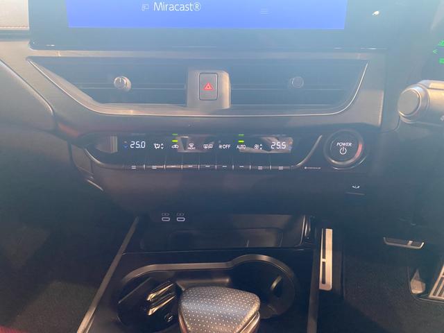 UX UX250h Fスポーツ サンルーフ パノラマビューモニター パワーバックドア パワーシート シートヒーター&エアコン ステアリングヒーター レーダークルーズコントロール ASC BSM(21枚目)