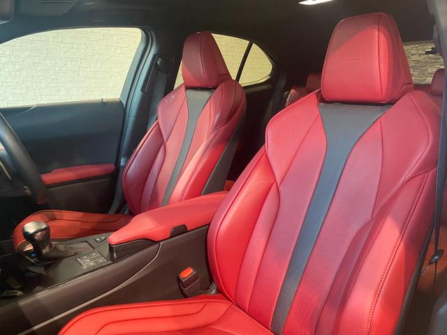 UX UX250h Fスポーツ サンルーフ パノラマビューモニター パワーバックドア パワーシート シートヒーター&エアコン ステアリングヒーター レーダークルーズコントロール ASC BSM(31枚目)