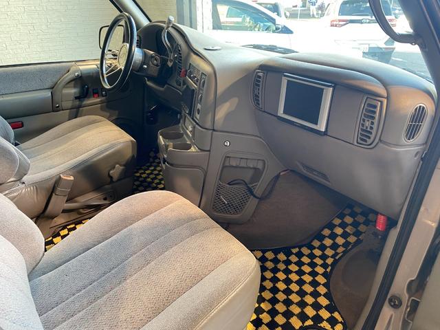 CHEVROLET CHEVROLET ASTRO LS