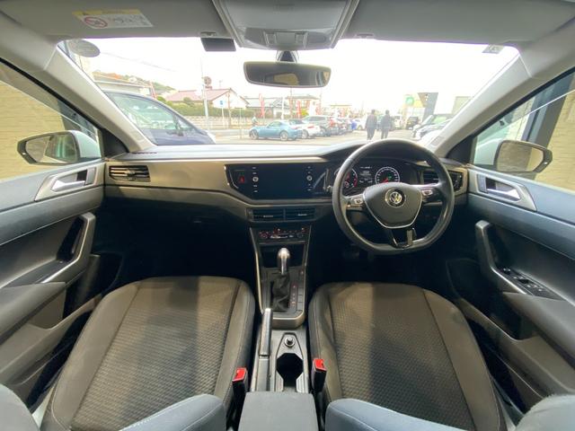 ポロ ＴＳＩコンフォートライン　純正ナビ　バックカメラ（12枚目）