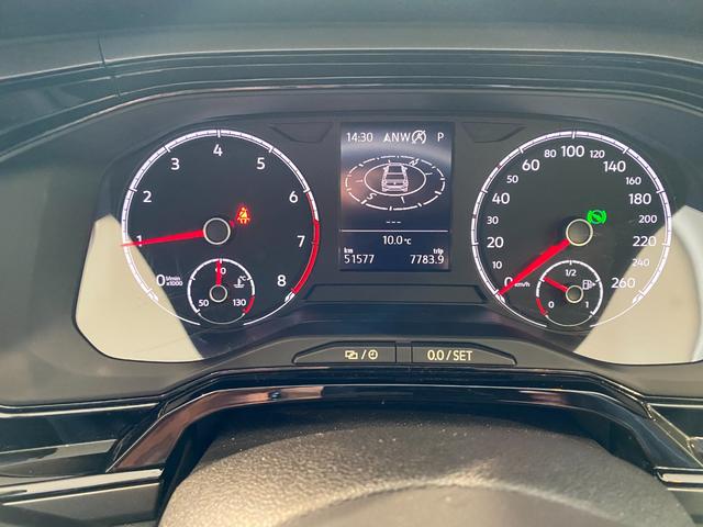 ポロ ＴＳＩコンフォートライン　純正ナビ　バックカメラ（23枚目）