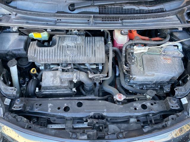 シエンタ ハイブリッドG クエロ 純正ナビ・TV 両側パワースライドドア シートヒーター ETC(35枚目)