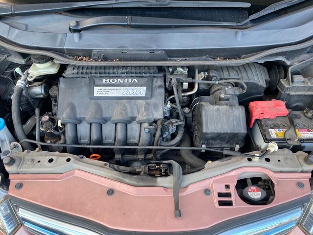 フィットハイブリッド シーズ　ファインスタイル　シートヒーター（33枚目）