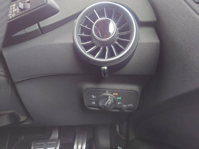 TTクーペ 40TFSI Sラインパッケージ マトリックスLEDヘッドライト アルミホイール5スポークストレートデザイン バーチャルコックピット(16枚目)