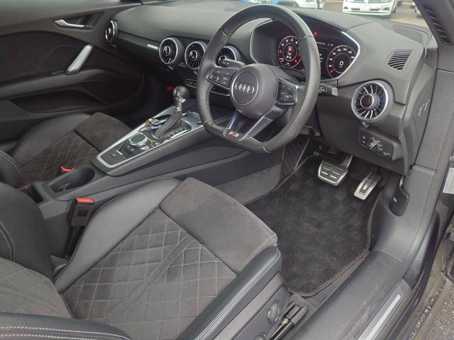 TTクーペ 40TFSI Sラインパッケージ マトリックスLEDヘッドライト アルミホイール5スポークストレートデザイン バーチャルコックピット(21枚目)