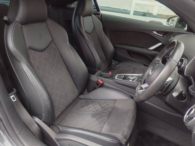 TTクーペ 40TFSI Sラインパッケージ マトリックスLEDヘッドライト アルミホイール5スポークストレートデザイン バーチャルコックピット(22枚目)