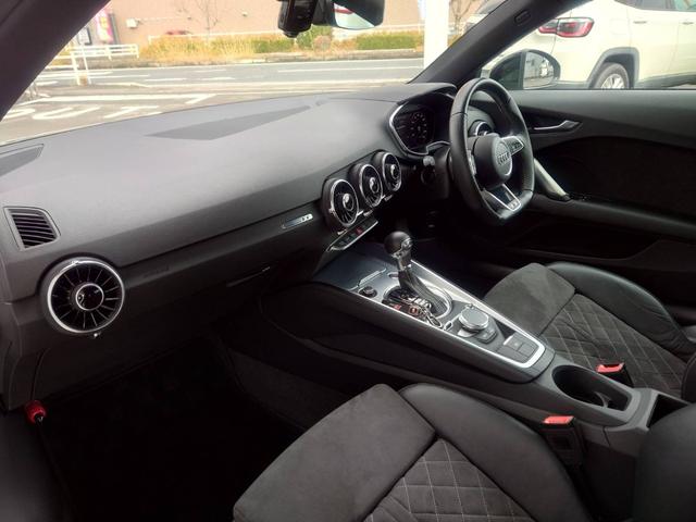 TTクーペ 40TFSI Sラインパッケージ マトリックスLEDヘッドライト アルミホイール5スポークストレートデザイン バーチャルコックピット(26枚目)