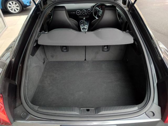 TTクーペ 40TFSI Sラインパッケージ マトリックスLEDヘッドライト アルミホイール5スポークストレートデザイン バーチャルコックピット(27枚目)