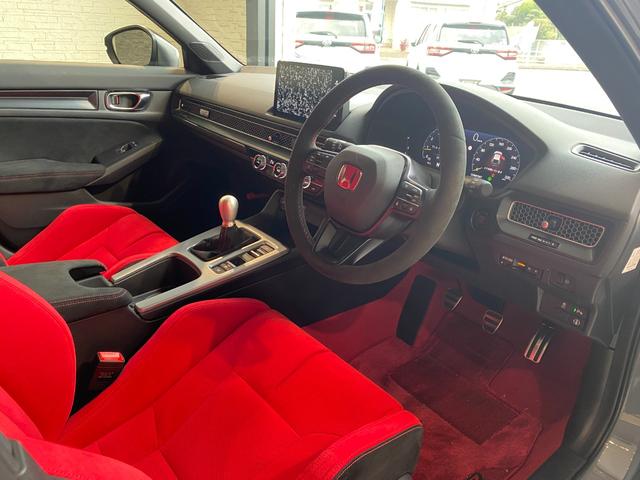 シビック タイプＲ　タイプＲ（４名）　ワンオーナー　純正ナビ・ＴＶ　レッドキャリパー　タイプＲ専用フロアマット　コーナーセンサー　ブラインドスポットモニター　バックカメラ（27枚目）