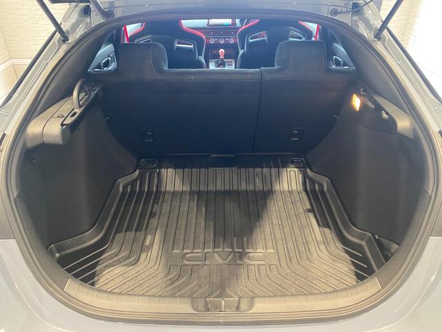シビック タイプＲ　タイプＲ（４名）　ワンオーナー　純正ナビ・ＴＶ　レッドキャリパー　タイプＲ専用フロアマット　コーナーセンサー　ブラインドスポットモニター　バックカメラ（33枚目）