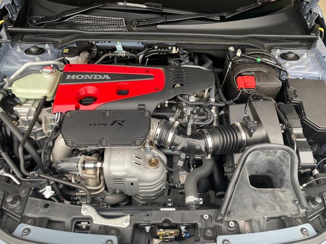 シビック タイプＲ　タイプＲ（４名）　ワンオーナー　純正ナビ・ＴＶ　レッドキャリパー　タイプＲ専用フロアマット　コーナーセンサー　ブラインドスポットモニター　バックカメラ（34枚目）
