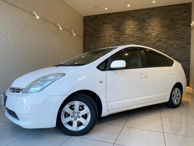 プリウス Ｓ　純正ナビ　バックカメラ（5枚目）