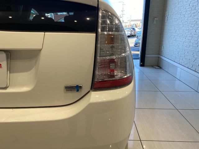 プリウス Ｓ　純正ナビ　バックカメラ（11枚目）