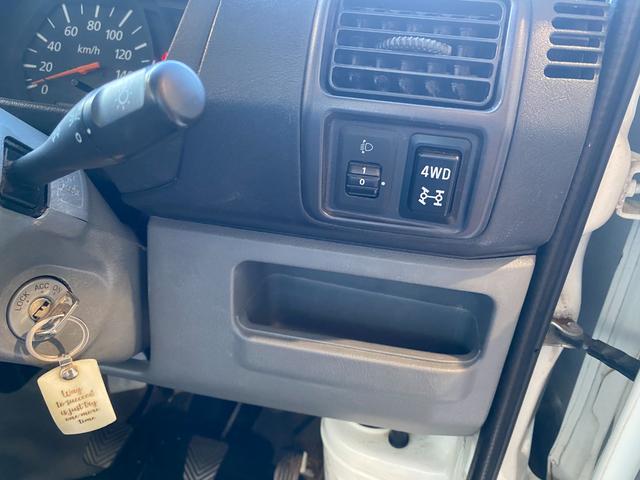 �ԗ��ۊǐ�p���ԏ�Ɉړ����Ă���ꍇ���������܂��̂ŁA���Ԋm�F�̍ۂɂ͎��O�ɂ���������������ƁA���҂��������Ɍ��Ԋm�F���o���܂��I