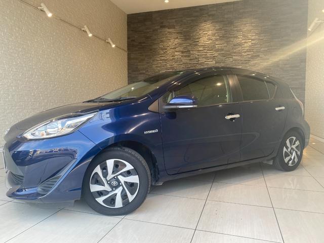 アクア Ｓスタイルブラック　スマートキー　セーフティセンス　純正ナビ　バックカメラ　クリアランスソナー（5枚目）