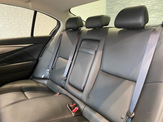 スカイライン ３５０ＧＴ　ハイブリッド　タイプＰ　アラウンドビューカメラ　シートヒーター　アダプティブクルーズコントロール　メモリーシート（28枚目）