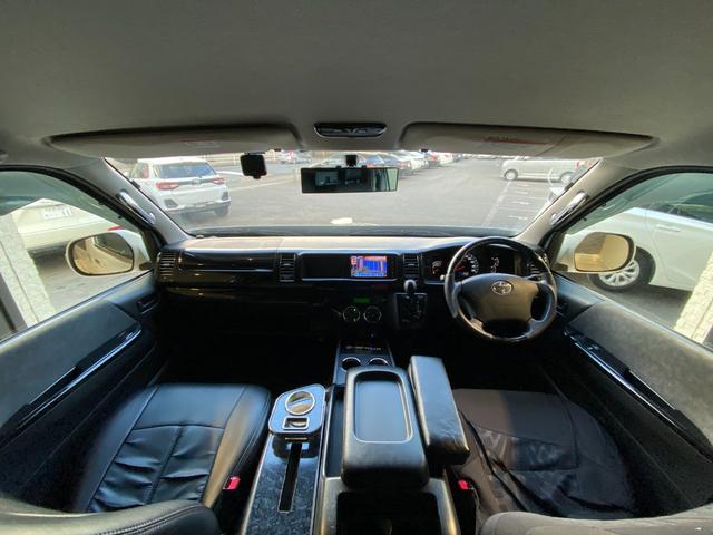 �݌ɑ䐔��ɂP�O�O��ȏ�I�I�I���ɂ��������Ԃ���葵���Ă���܂��B