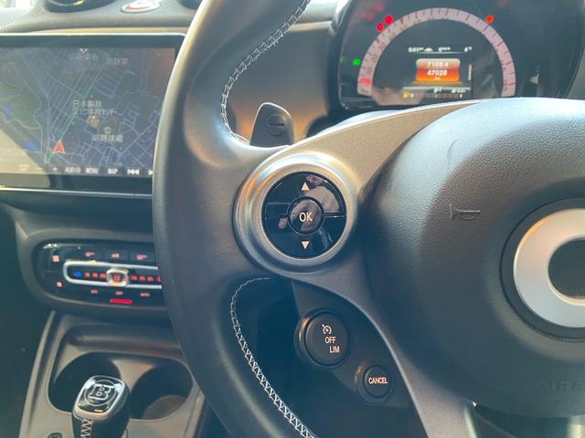 スマートフォーフォー ＢＲＡＢＵＳ　スポーツ　ガラスルーフ　キーレス　社外ナビ・ＴＶ　バックカメラ（15枚目）