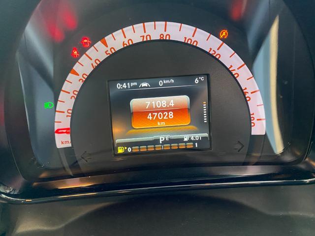 スマートフォーフォー ＢＲＡＢＵＳ　スポーツ　ガラスルーフ　キーレス　社外ナビ・ＴＶ　バックカメラ（25枚目）