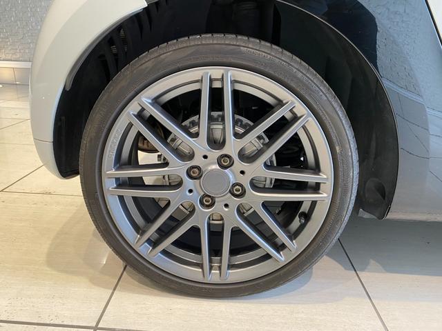 スマートフォーフォー ＢＲＡＢＵＳ　スポーツ　ガラスルーフ　キーレス　社外ナビ・ＴＶ　バックカメラ（35枚目）