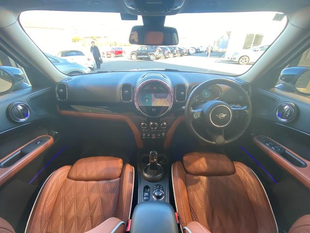 ＭＩＮＩ クーパーＤクロスオーバープレミアム＋Ｐクラシクトリム（13枚目）