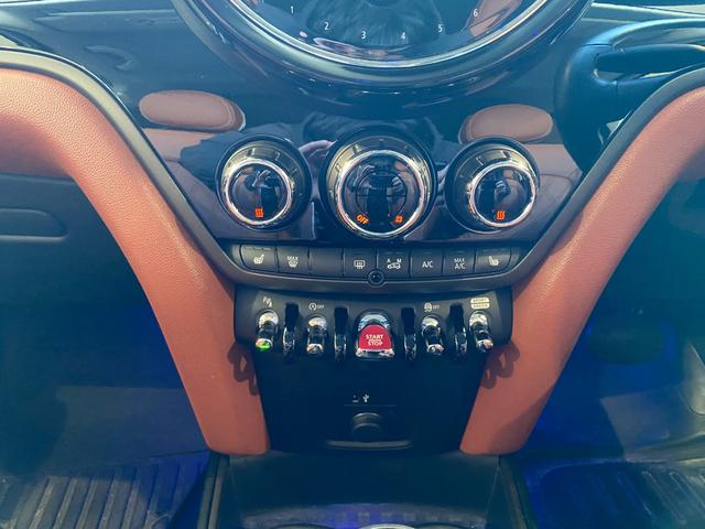 ＭＩＮＩ クーパーＤクロスオーバープレミアム＋Ｐクラシクトリム（20枚目）