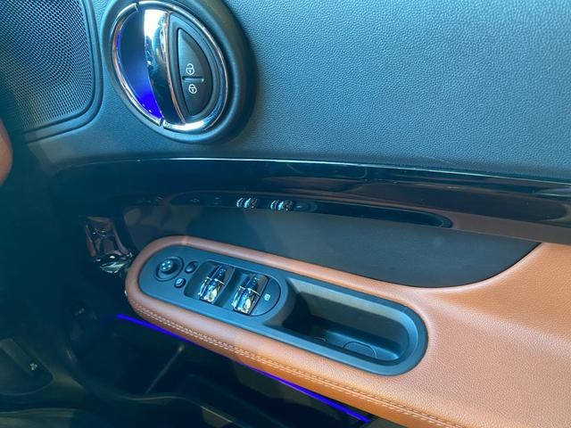 ＭＩＮＩ クーパーＤクロスオーバープレミアム＋Ｐクラシクトリム（23枚目）
