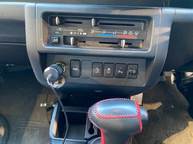 ハイゼットトラック ジャンボＳＡＩＩＩｔ　社外フローティングナビ・ＴＶ　シートカバー（17枚目）