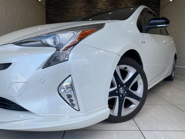 プリウス Ｓセーフティプラス　ツートーン　トヨタセーフティーセンス　ＴＯＭＳエアロ　９インチアルパインナビ・ＴＶ　バックカメラ（4枚目）