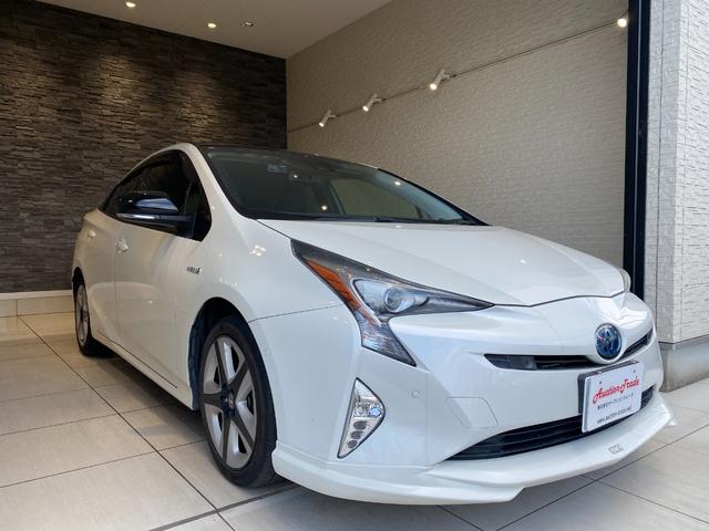 プリウス Ｓセーフティプラス　ツートーン　トヨタセーフティーセンス　ＴＯＭＳエアロ　９インチアルパインナビ・ＴＶ　バックカメラ（7枚目）