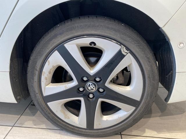 プリウス Ｓセーフティプラス　ツートーン　トヨタセーフティーセンス　ＴＯＭＳエアロ　９インチアルパインナビ・ＴＶ　バックカメラ（35枚目）