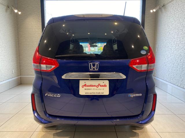 フリードハイブリッド ハイブリッド・Ｇホンダセンシング　両側パワースライドドア　ナビ・ＴＶ　バックカメラ　ハーフレザーシート　ＥＴＣ（9枚目）