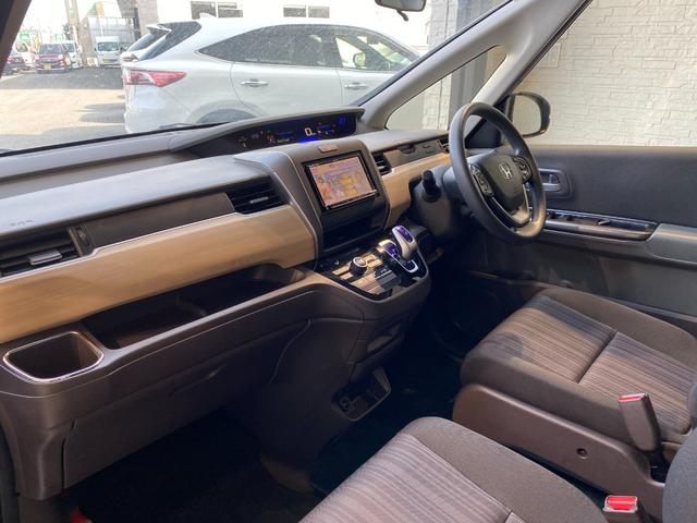 フリードハイブリッド ハイブリッド・Ｇホンダセンシング　両側パワースライドドア　ナビ・ＴＶ　バックカメラ　ハーフレザーシート　ＥＴＣ（32枚目）