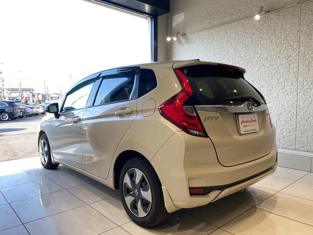 フィットハイブリッド Fコンフォートエディション 純正ナビ・TV スマートキー バックカメラ シートヒーター(10枚目)