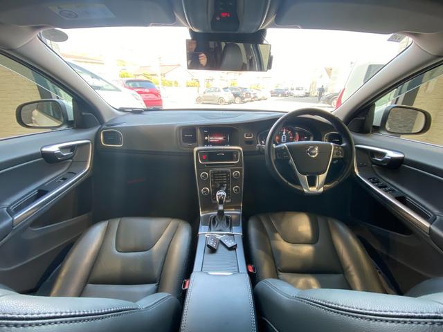 �݌ɑ䐔��ɂP�O�O��ȏ�I�I�I���ɂ��������Ԃ���葵���Ă���܂��B