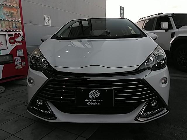 アクア Ｇ　Ｇ’ｓ　キーレス　フルセグ　ナビ＆ＴＶ　１７アルミホイール　エアバッグ　オートマ　フル装備　ＥＴＣ　バックカメラ　スマートキー（4枚目）